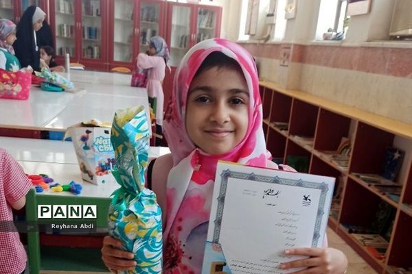 مراسم بزرگداشت روز ملی ادبیات کودک و نوجوان در تنگستان