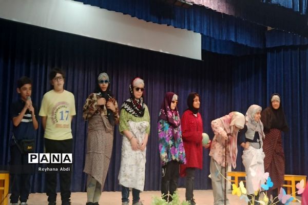 مراسم بزرگداشت روز ملی ادبیات کودک و نوجوان در تنگستان