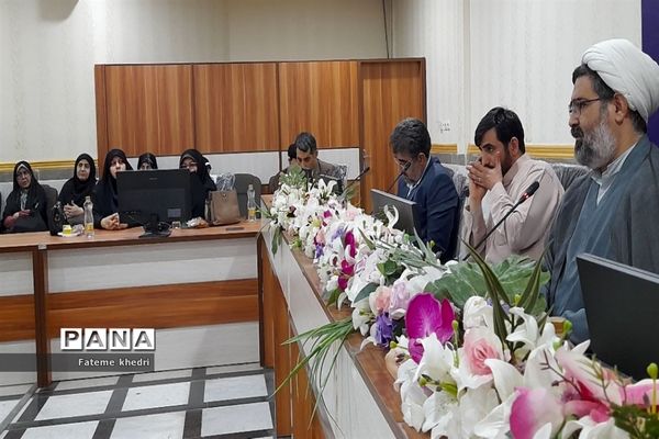 همایش عفاف و حجاب در اداره آموزش و پرورش ناحیه ۲ اهواز