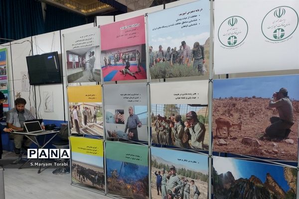 بازدید وزیر آموزش و پرورش از غرفههای آموزش و پرورش فارس در نمایشگاه الفتا