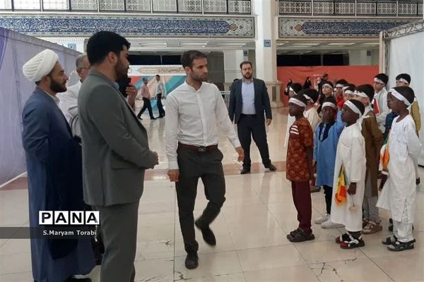 بازدید وزیر آموزش و پرورش از غرفههای آموزش و پرورش فارس در نمایشگاه الفتا