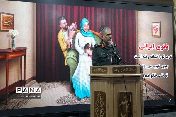 اجتماع بزرگ مدافعان حریم خانواده در اهواز