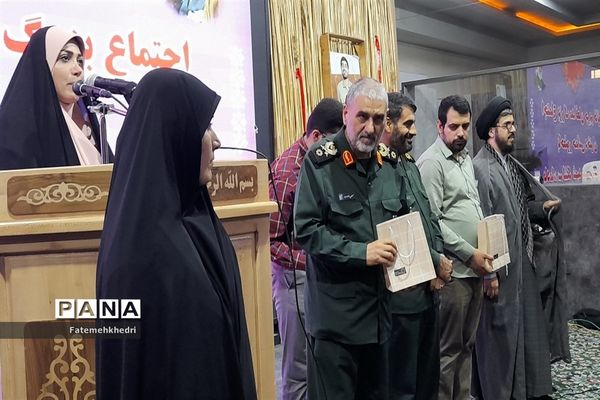 اجتماع بزرگ مدافعان حریم خانواده در اهواز