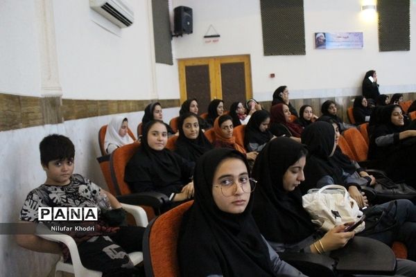 دوازدهمین جشنواره نوجوان سالم در بوشهر