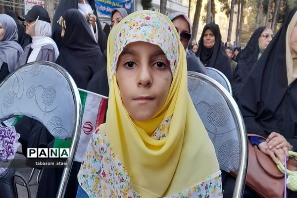اجتماع بزرگ مدافعان حریم خانواده در کرمانشاه