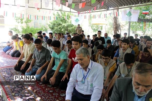 برگزاری نماز جماعت در اردوهای استانی یاورمربیان  شهرستان های استان تهران