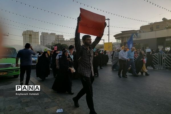 اجتماع بزرگ مردمی مدافعان حریم خانواده در مشهد