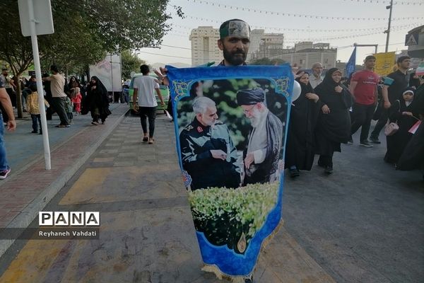 اجتماع بزرگ مردمی مدافعان حریم خانواده در مشهد