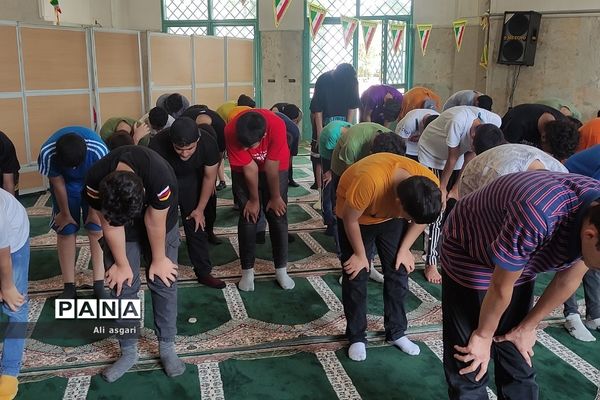 اردوی یک‌روزه دانش‌آموزان منتخب شهرستان شهریار در اردوگاه استانی شهید‌محمد منتظری