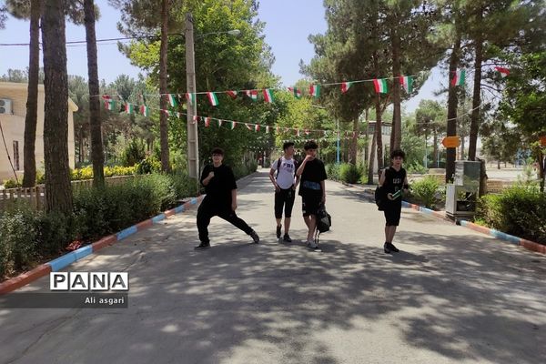 اردوی یک‌روزه دانش‌آموزان منتخب شهرستان شهریار در اردوگاه استانی شهید‌محمد منتظری
