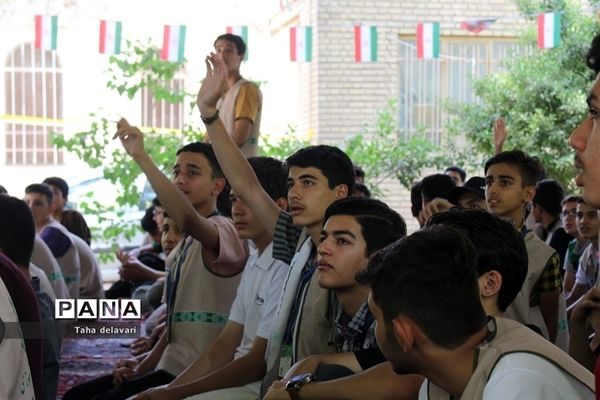 برگزاری اولین نماز جماعت گروه دوم اردوی یاورمربیان پیشتاز شهرستان‌های تهران
