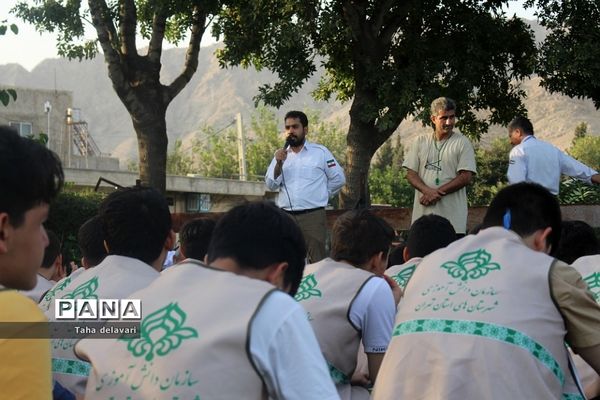مسابقات طناب‌کشی در اردوی یاورمربیان سازمان دانش‌آموزی شهرستان‌های تهران
