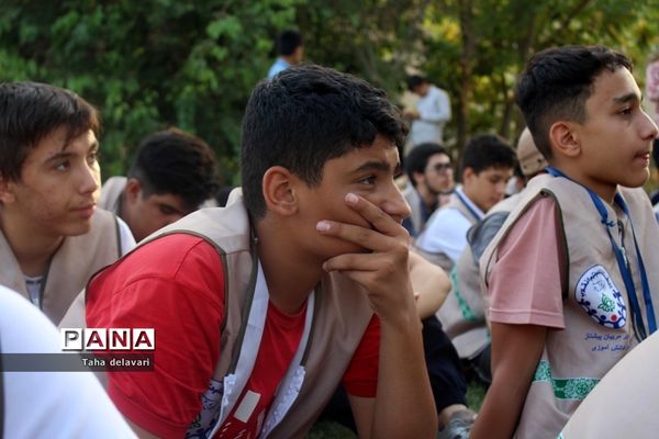 مسابقات طناب‌کشی در اردوی یاورمربیان سازمان دانش‌آموزی شهرستان‌های تهران