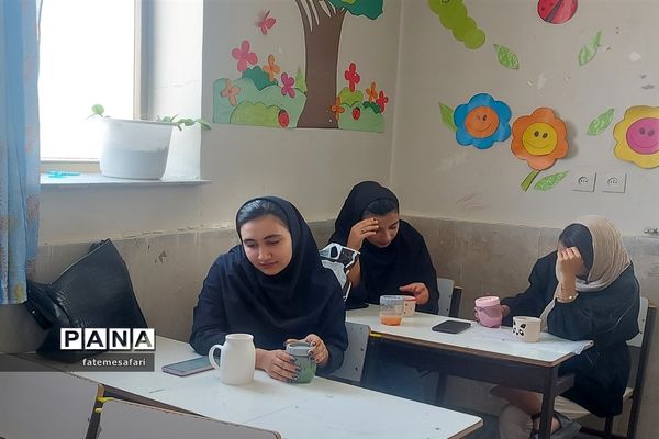 بازدید مسئولان از کانون فرهنگی ‌تربیتی شهید‌بهشتی شهرستان فیروزکوه