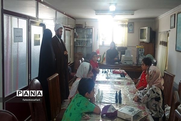 بازدید مسئولان از کانون فرهنگی ‌تربیتی شهید‌بهشتی شهرستان فیروزکوه