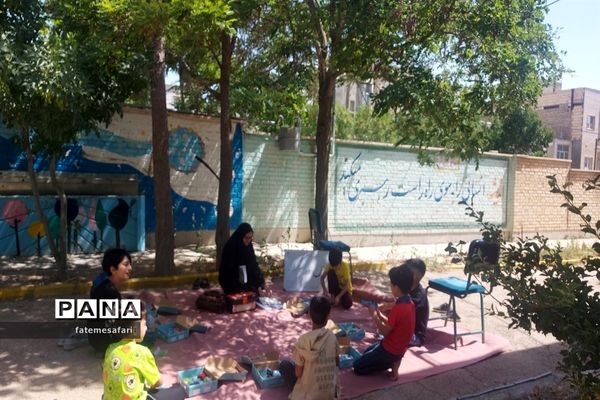 بازدید مسئولان از کانون فرهنگی ‌تربیتی شهید‌بهشتی شهرستان فیروزکوه