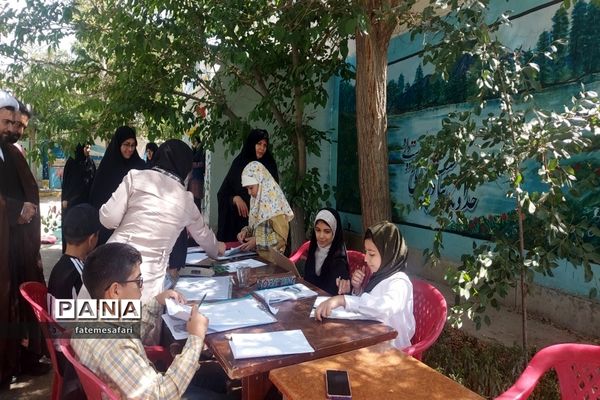 بازدید مسئولان از کانون فرهنگی ‌تربیتی شهید‌بهشتی شهرستان فیروزکوه