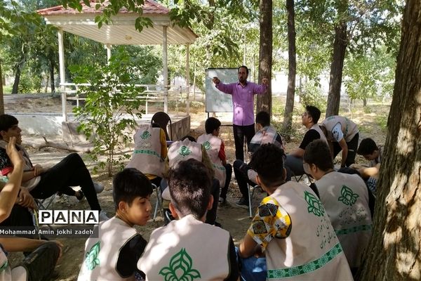 کارگاه‌های آموزشی در دومین روز اردوی یاور‌مربیان شهرستان‌های استان تهران