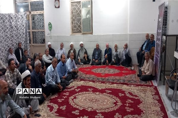 نشست مسئولان هیات‌های  مذهبی در امامزاده سید‌محمد(ع) کاشمر