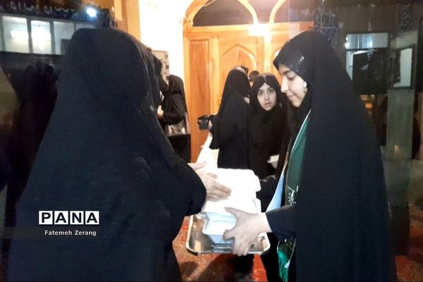 هیات دانش‌آموزی احلی من العسل ناحیه ۷ مشهد در شب‌های عاشورا