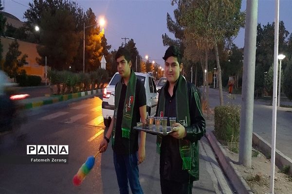 هیات دانش‌آموزی احلی من العسل ناحیه ۷ مشهد در شب‌های عاشورا