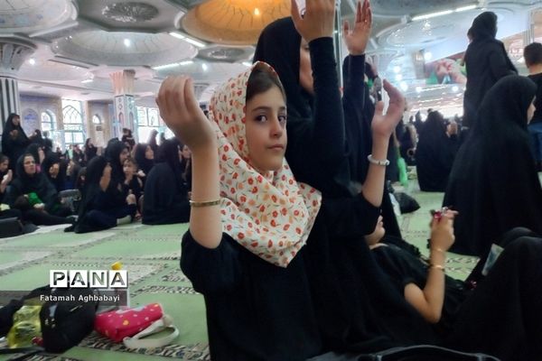 برگزاری همایش شیرخوارگان حسینی در مصلی امام خمینی (ره)  شهرکرد