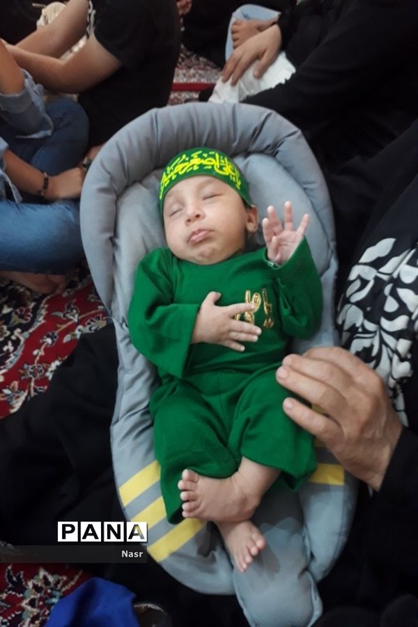 برگزاری همایش شیرخوارگان حسینی در مهدیه رباط اصفهان