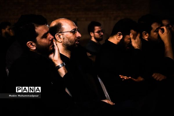مراسم سوگواری اباعبدالله الحسین (ع) در مسجد کبود تبریز