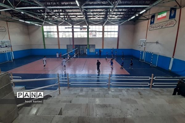 شیروان میزبان انتخابی والیبال استانی پسران مقطع ابتدایی