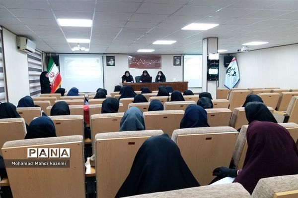 جلسه همکاران مراکز جامع سنجش و آموزش توانبخشی آموزش و پرورش استثنایی پایتخت