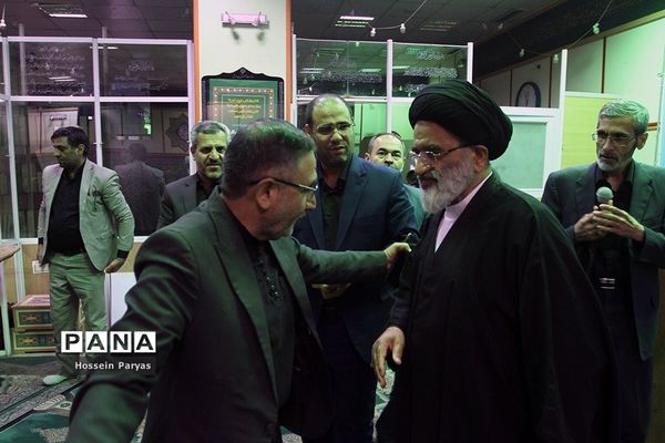 مجلس عزاداری حضرت اباعبدالله الحسین(ع) و قرائت زیارت عاشورا در وزارت آموزش و پرورش