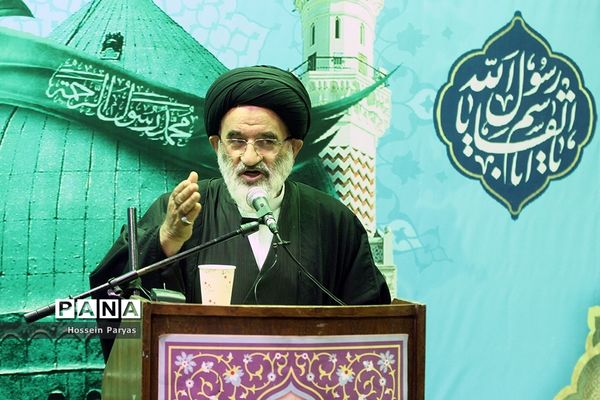 مجلس عزاداری حضرت اباعبدالله الحسین(ع) و قرائت زیارت عاشورا در وزارت آموزش و پرورش