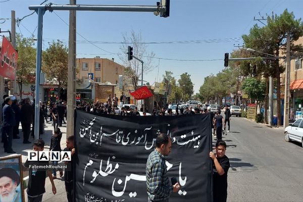 عزاداری پرشور نوجوانان شهرستان خلیل‌آباد در اجتماع بزرگ احلی من العسل