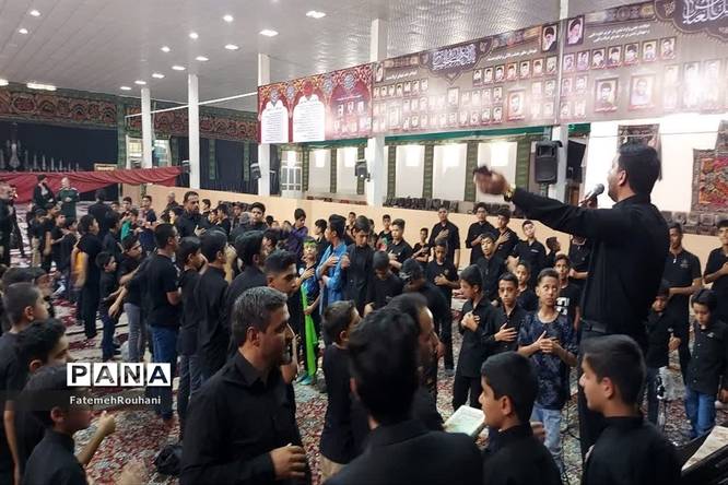 عزاداری پرشور نوجوانان شهرستان خلیلآباد در اجتماع بزرگ احلی من العسل