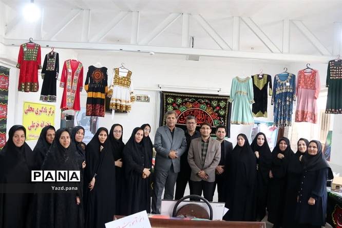 برپایی اولین نمایشگاه آثار هنری و فرهنگی آموزشدهندگان و سوادآموزان در یزد