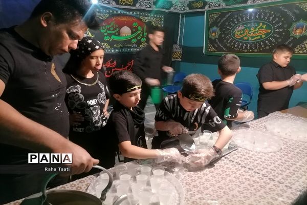 برپایی موکب حضرت رقیه (س) به دست نوجوانان عاشورایی