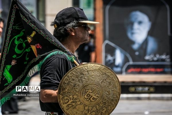 مراسم عزاداری تاسوعا قمر بنی هاشم (ع) در جوار حرم مطهر رضوی