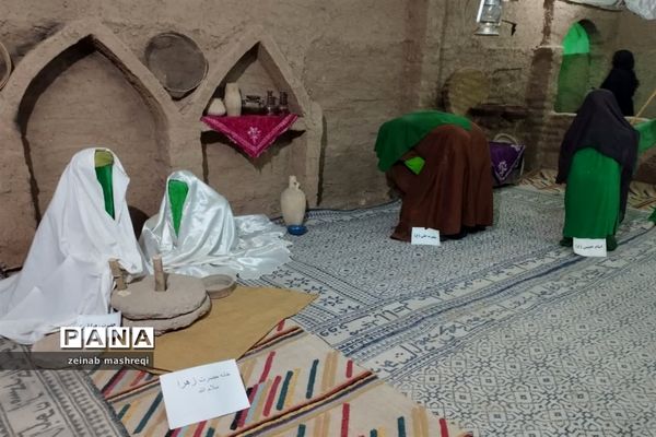 برپایی نمایشگاه روضه رضوان در شهر آئینی و مذهبی نوش‌آباد