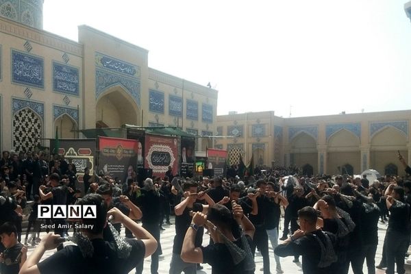 عزاداری تاسوعای حسینی در آرامگاه شهید مدرس کاشمر