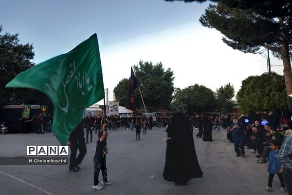 شور عزاداری در شب عاشورای حسینی طنین انداز شد