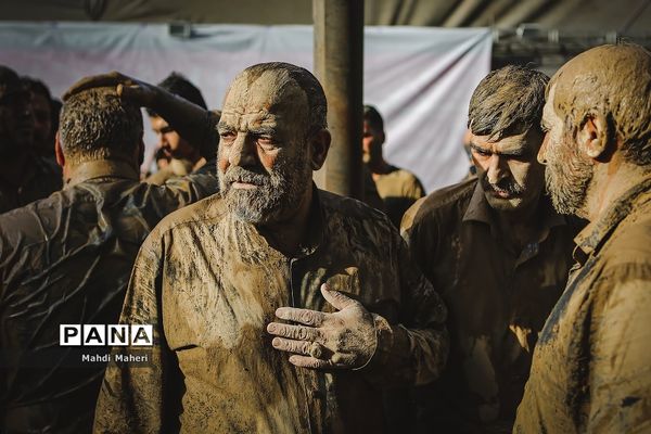 آیین سنتی «گِل مالی» لرستانی‌‎های مقیم تهران