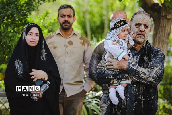 آیین سنتی «گِل مالی» لرستانی‌‎های مقیم تهران