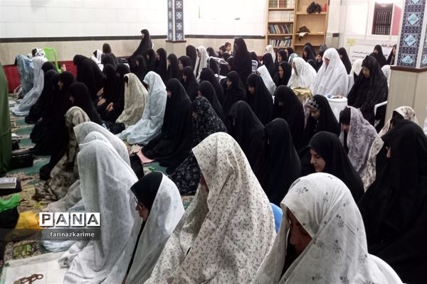 اقامه نماز جمعه و ظهرعاشورا در شهرستان فیروزکوه