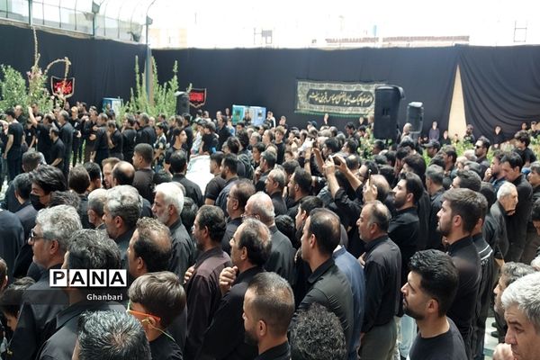 برگزاری مراسم عزاداری ماه محرم در انگورستان ملک