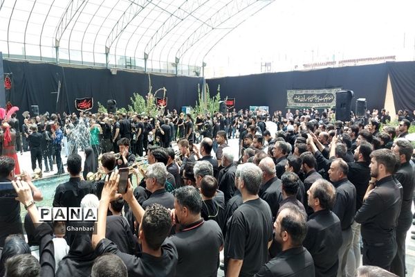 برگزاری مراسم عزاداری ماه محرم در انگورستان ملک