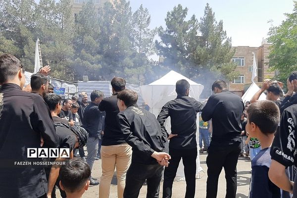 عزاداری ظهر عاشورای حسینی در بهارستان‌دو