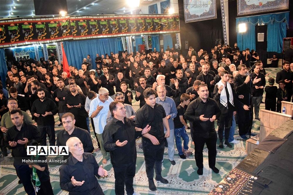 مراسم عزاداری  حسینی در حسینیه ثارالله خرم آباد
