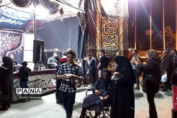 مراسم عاشورا حسینی و شام غریبان