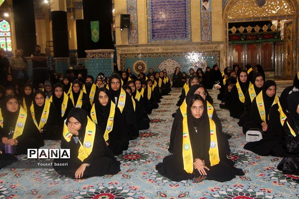 اعزام ۱۲۰ دانش‌آموز دختر زیارت‌اولی یزدی به مشهد مقدس