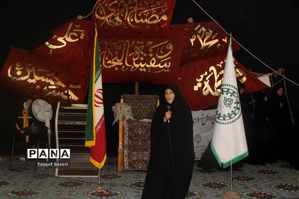اعزام ۱۲۰ دانش‌آموز دختر زیارت‌اولی یزدی به مشهد مقدس